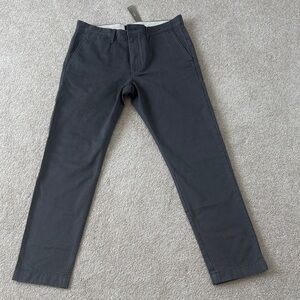 J. Crew Men's Charcoal Chinos BrokenIn 484 slim